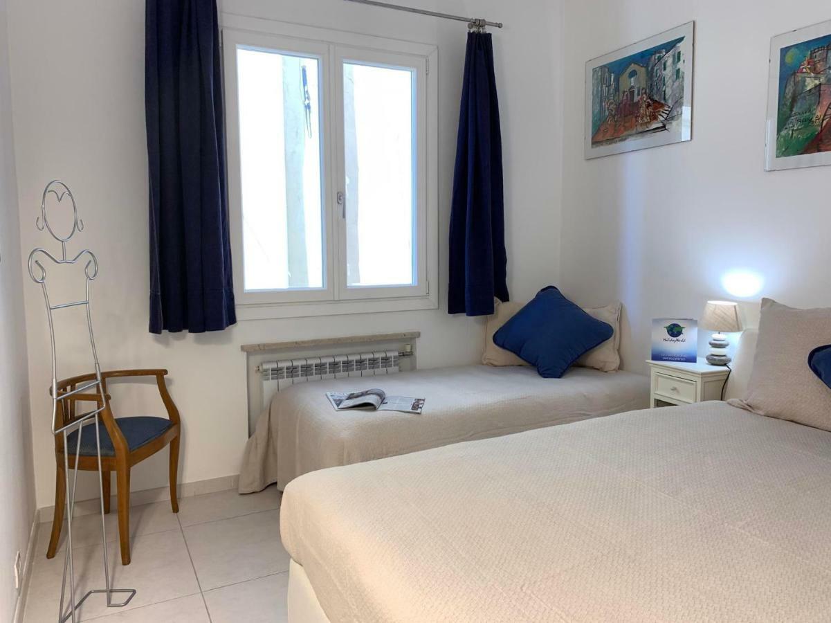 House Sarzano By Holiday World Genova Esterno foto